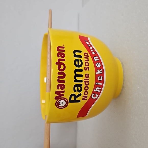 NIB Ramen Noodle Bowl w/Chopsticks - Picture 5 of 7